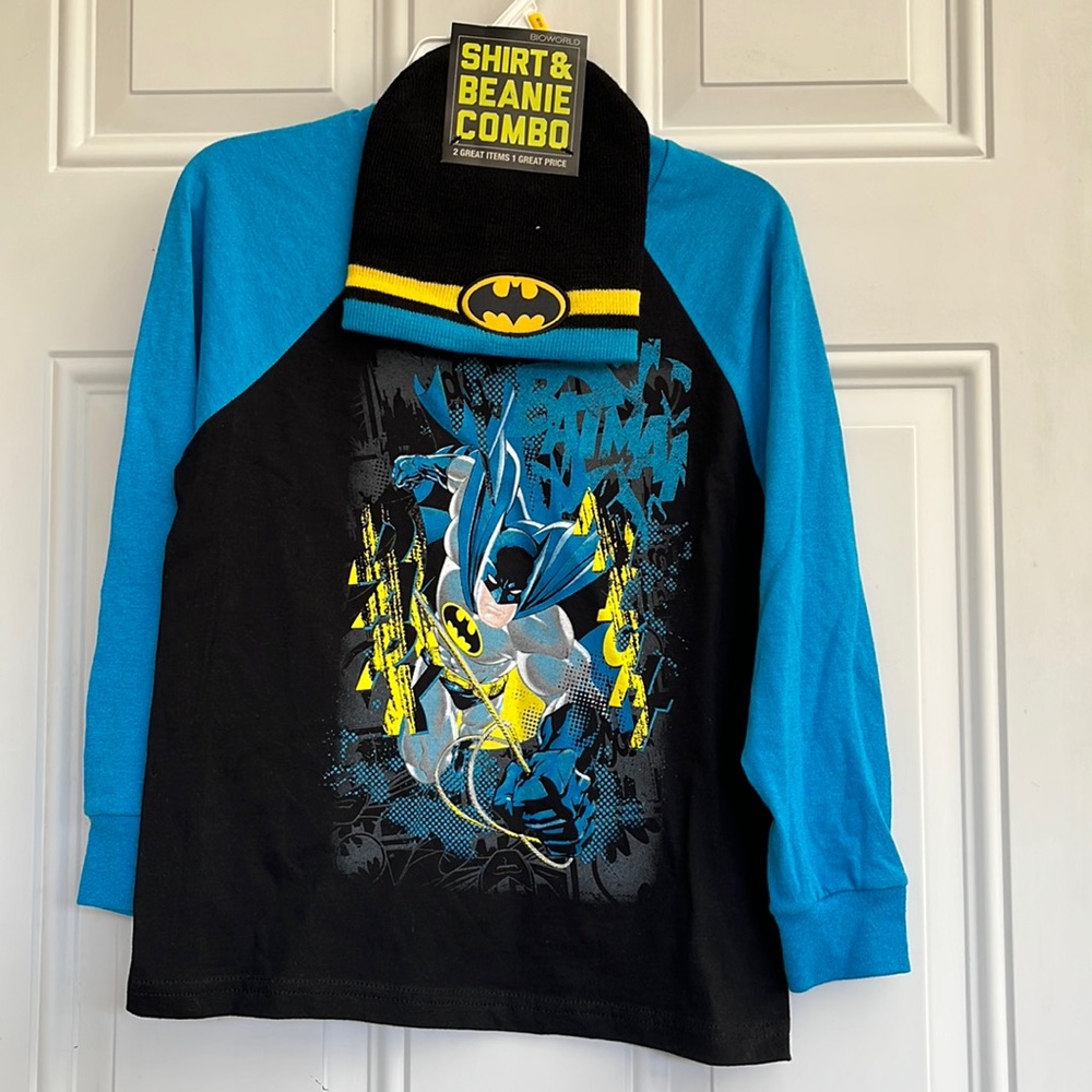 Boys Batman Shirt and Beanie Combo NWT Size M (8)